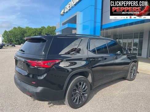 Used 2023 Chevrolet Traverse RS AWD/4WD image 6