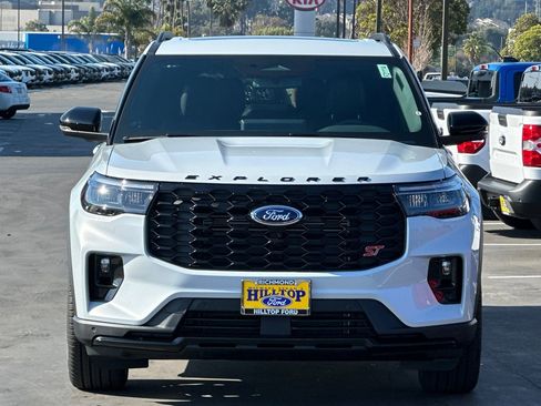 New 2026 Ford Explorer ST w/ Sun And Sound Package image 9