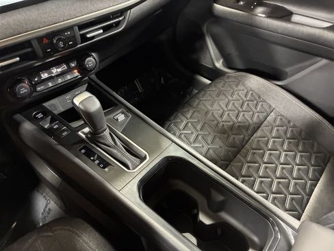 New 2027 Nissan Kicks SV w/ Cold Weather Package FWD image 24