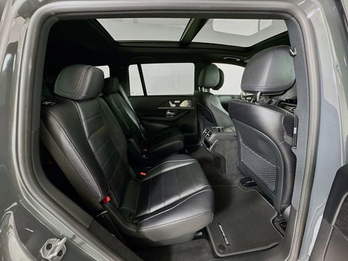 New 2026 Mercedes-Benz GLS 450 4MATIC image 31