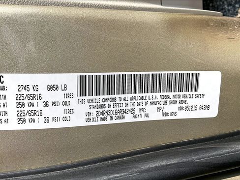 Used 2010 Dodge Grand Caravan Hero w/ Popular Equipment Group FWD image 14