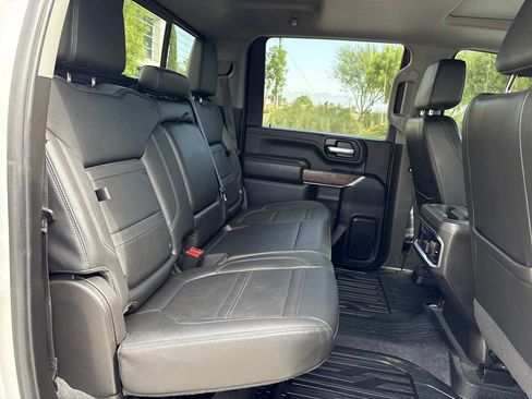 Used 2021 GMC Sierra 2500 Denali w/ Denali Ultimate Package AWD/4WD image 14