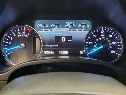 Used 2018 Ford Expedition Max XLT w/ Equipment Group 202A RWD image 23