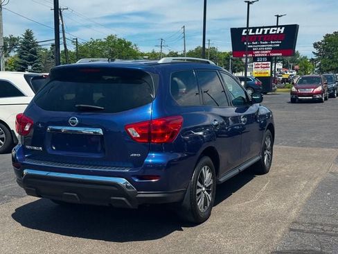 Used 2017 Nissan Pathfinder S AWD/4WD image 5