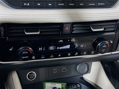 Used 2022 Nissan Rogue SL w/ SL Premium Package image 15