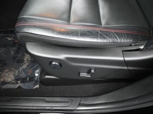 Used 2023 Dodge Durango GT image 16