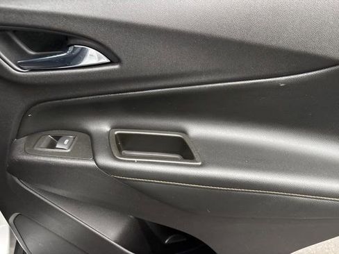 Used 2020 Chevrolet Equinox Premier image 39
