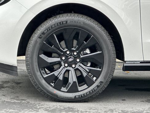 New 2025 Ford Expedition Max Platinum w/ Stealth Appearance Package image 27