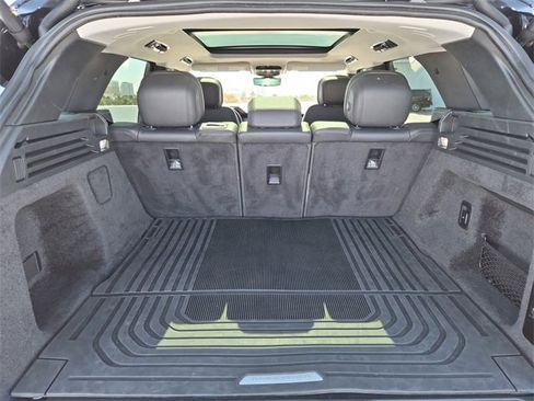 Used 2023 Land Rover Range Rover Sport SE Dynamic image 12