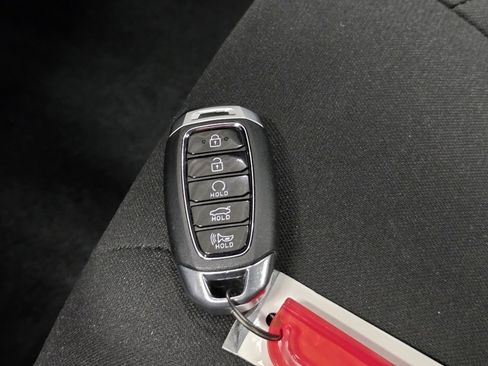 Used 2023 Hyundai Elantra SEL w/ Convenience Package image 34