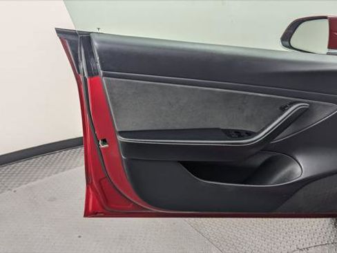 Used 2020 Tesla Model 3 Performance image 13