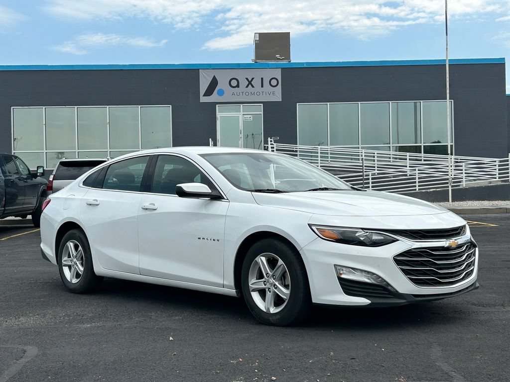 Used 2024 Chevrolet Malibu LT FWD image 1