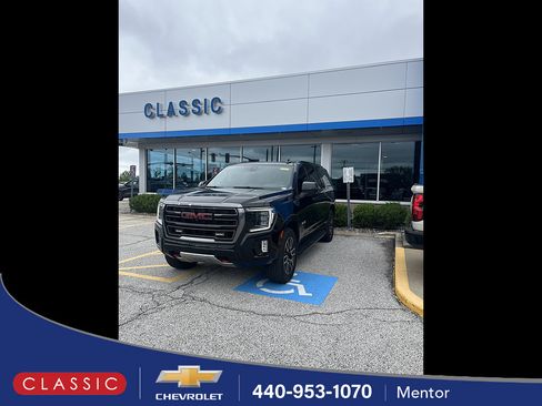 Used 2021 GMC Yukon XL AT4 w/ Rear Media and Nav Package AWD/4WD image 1