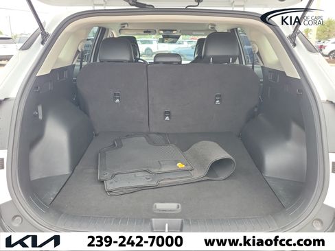 Certified 2024 Kia Sportage EX FWD image 10