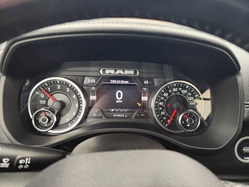 Used 2023 RAM 1500 Laramie AWD/4WD image 20