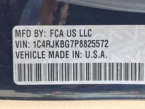 Used 2023 Jeep Grand Cherokee L Limited w/ Trailer Tow Group (B) AWD/4WD image 26