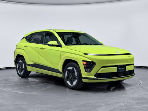 Used 2024 Hyundai Kona SE FWD image 4