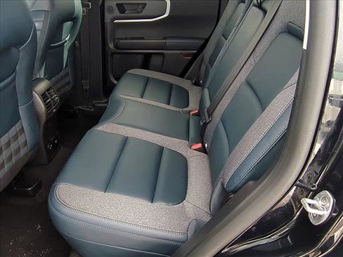 Used 2024 Ford Bronco Sport Outer Banks w/ Tech Package image 19