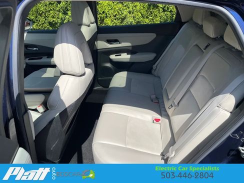 Used 2023 Nissan Ariya FWD image 39