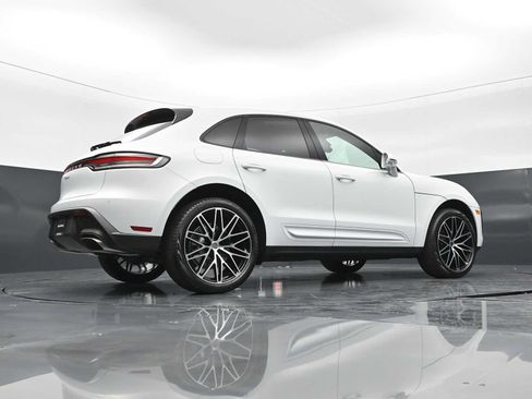 New 2026 Porsche Macan AWD/4WD image 42