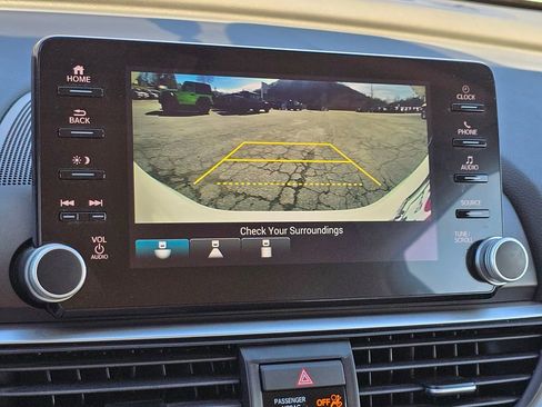 Used 2021 Honda Accord LX image 9
