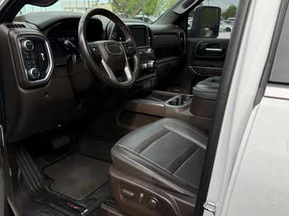 Used 2021 GMC Sierra 2500 Denali w/ Denali Ultimate Package