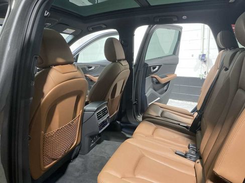 Used 2021 Audi Q7 3.0T Premium Plus AWD/4WD image 12