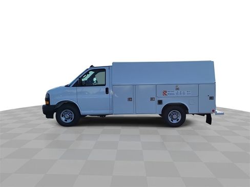 New 2025 Chevrolet Express 3500 Work Van w/ Power Convenience Package image 5