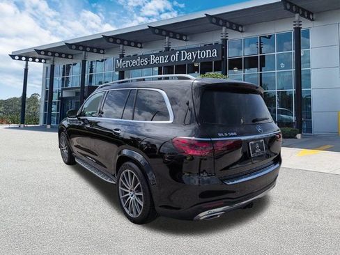 Used 2024 Mercedes-Benz GLS 580 4MATIC w/ Warmth & Comfort Package image 6