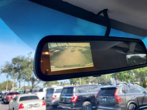 Used 2018 GMC Savana 3500 w/ Driver Convenience Package image 20