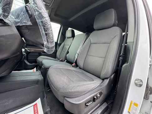 Used 2020 Chevrolet Silverado 1500 LT w/ Texas Edition image 13