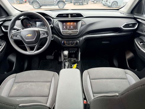 Used 2023 Chevrolet TrailBlazer LT image 15