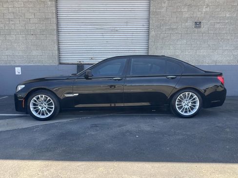 Used 2012 BMW 750Li image 7