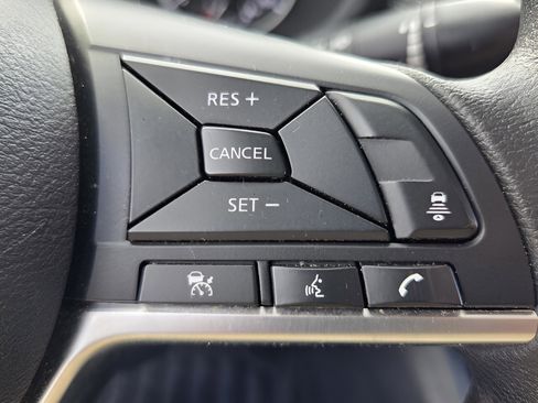 Used 2024 Nissan Sentra SV FWD image 26