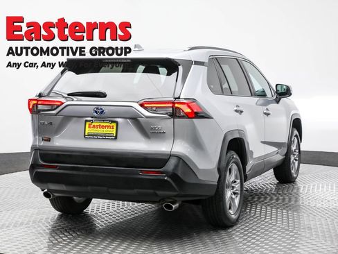Used 2024 Toyota RAV4 XLE image 5