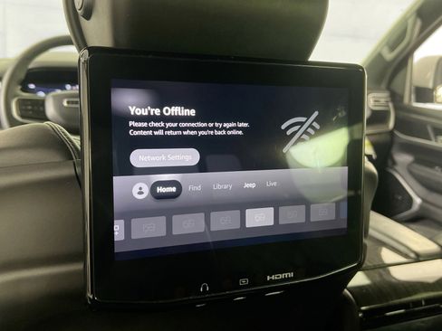 Used 2022 Jeep Wagoneer Series III w/ Convenience Group I image 26