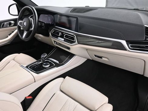 Used 2022 BMW X5 M50i w/ Executive Package AWD/4WD image 24