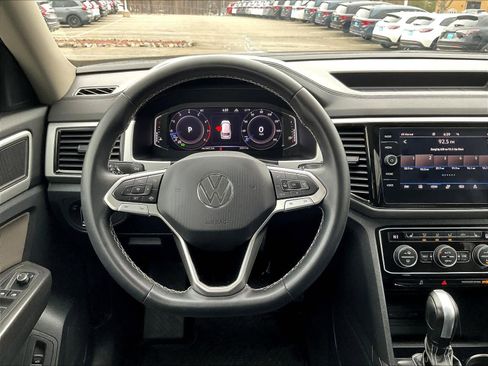 Used 2023 Volkswagen Atlas SE image 18