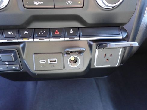 Used 2023 GMC Sierra 1500 Pro w/ Graphite Edition image 47