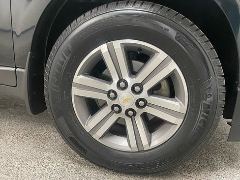Used 2015 Chevrolet Traverse LT image 26