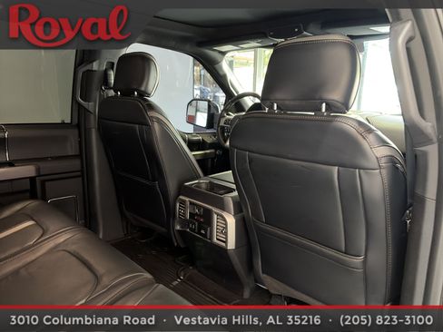 Used 2019 Ford F150 Platinum w/ Equipment Group 701A Luxury AWD/4WD image 14