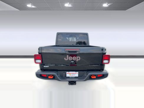 Used 2022 Jeep Gladiator Mojave w/ Cold Weather Group image 9