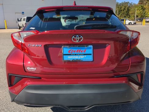 Used 2019 Toyota C-HR XLE image 14