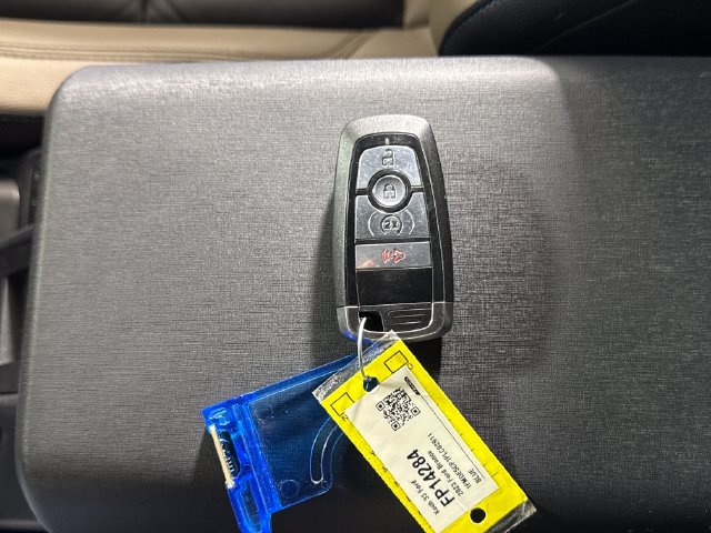 Used 2023 Ford Bronco Wildtrak AWD/4WD image 37