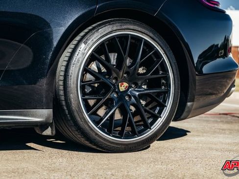 Used 2018 Porsche Panamera 4S image 51
