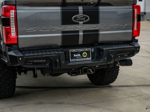 Used 2023 Ford F250 Lariat w/ Lariat Ultimate Package AWD/4WD image 15