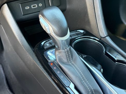 Used 2023 Buick Encore GX Preferred w/ Cold Weather Comfort Package FWD image 26