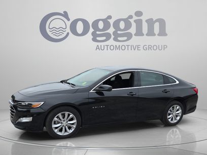 Used 2025 Chevrolet Malibu LT