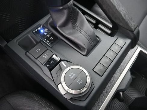 Used 2026 Toyota Tacoma SR5 AWD/4WD image 19