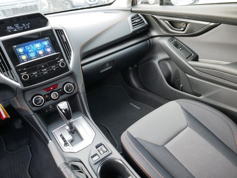 Used 2023 Subaru Crosstrek 2.0i Premium image 11